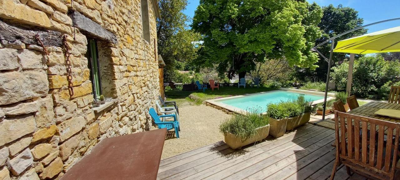 Chambre Du Tilleul - Charme, Confort Et Piscine Sigonce Kültér fotó