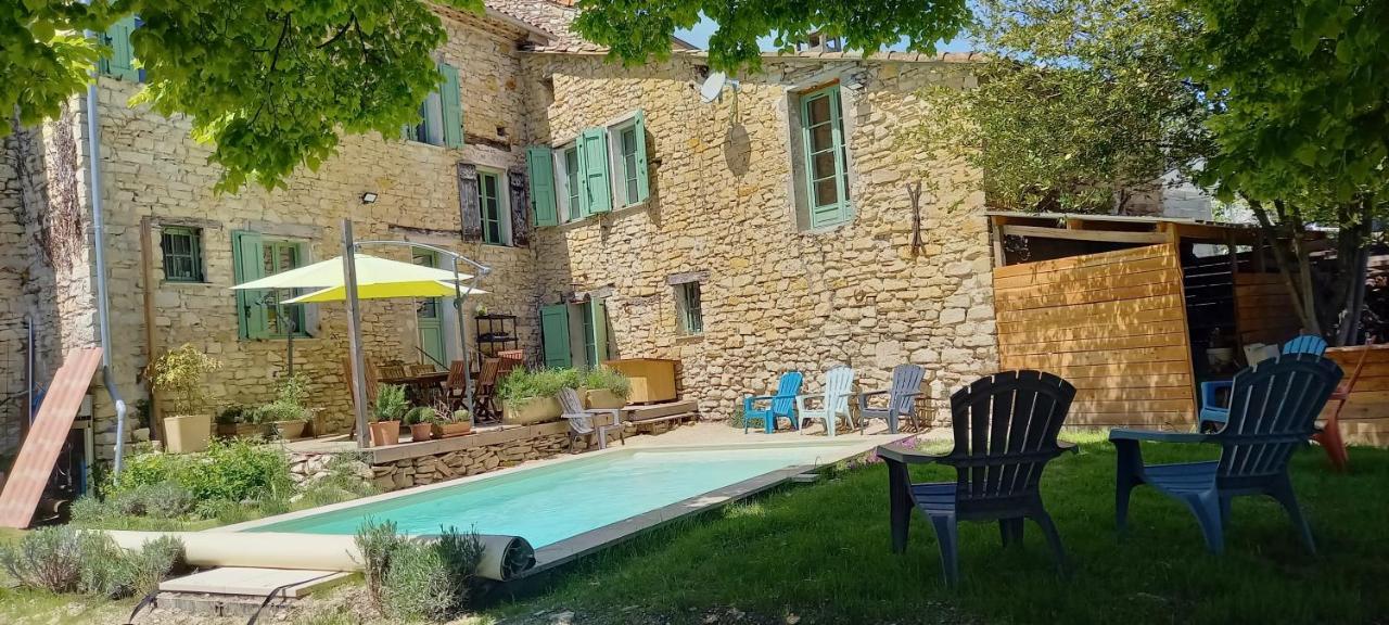 Chambre Du Tilleul - Charme, Confort Et Piscine Sigonce Kültér fotó